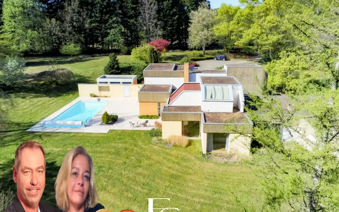 Maison d’architecte d’exception – 304 m² habitables sur 2,7 ha arborés – Changé (72560), aux portes du Mans